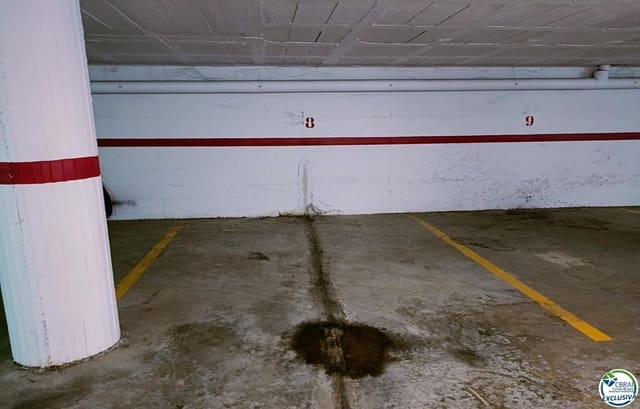 Garage for sale in Llançà - € 13,200 (Ref: 8663801)