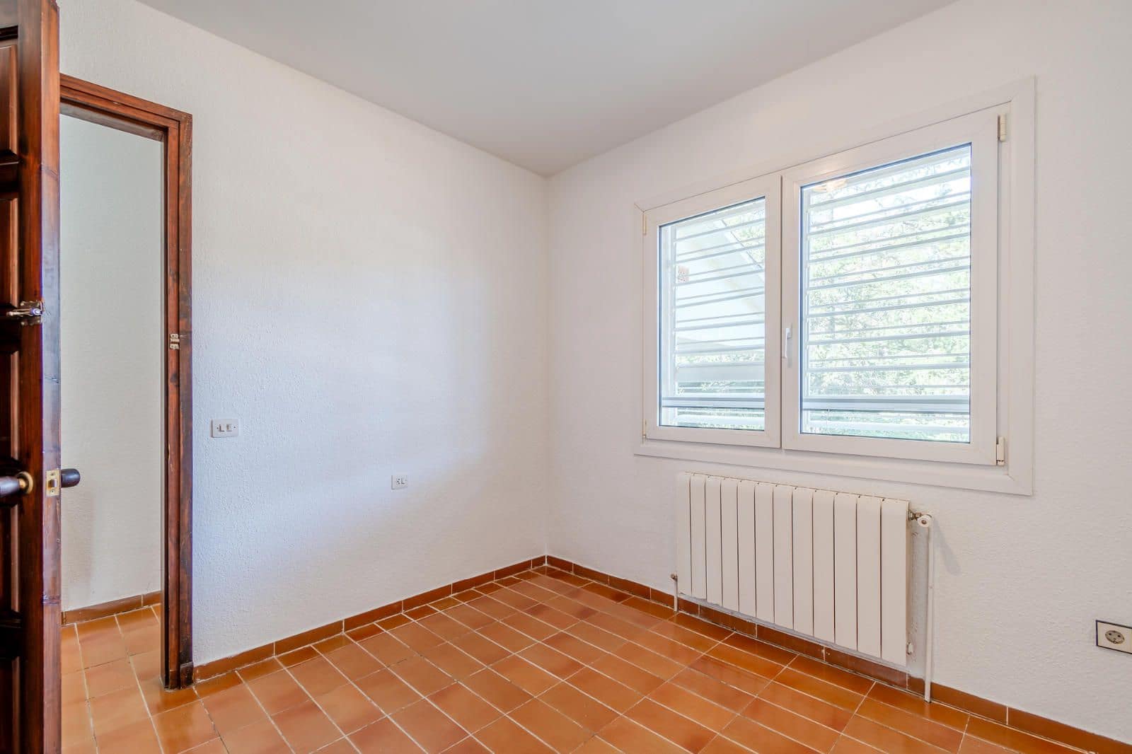 3 soveværelse Villa til salg i Vilobi d'Onyar med swimmingpool garage - € 345.000 (Ref: 8670793)