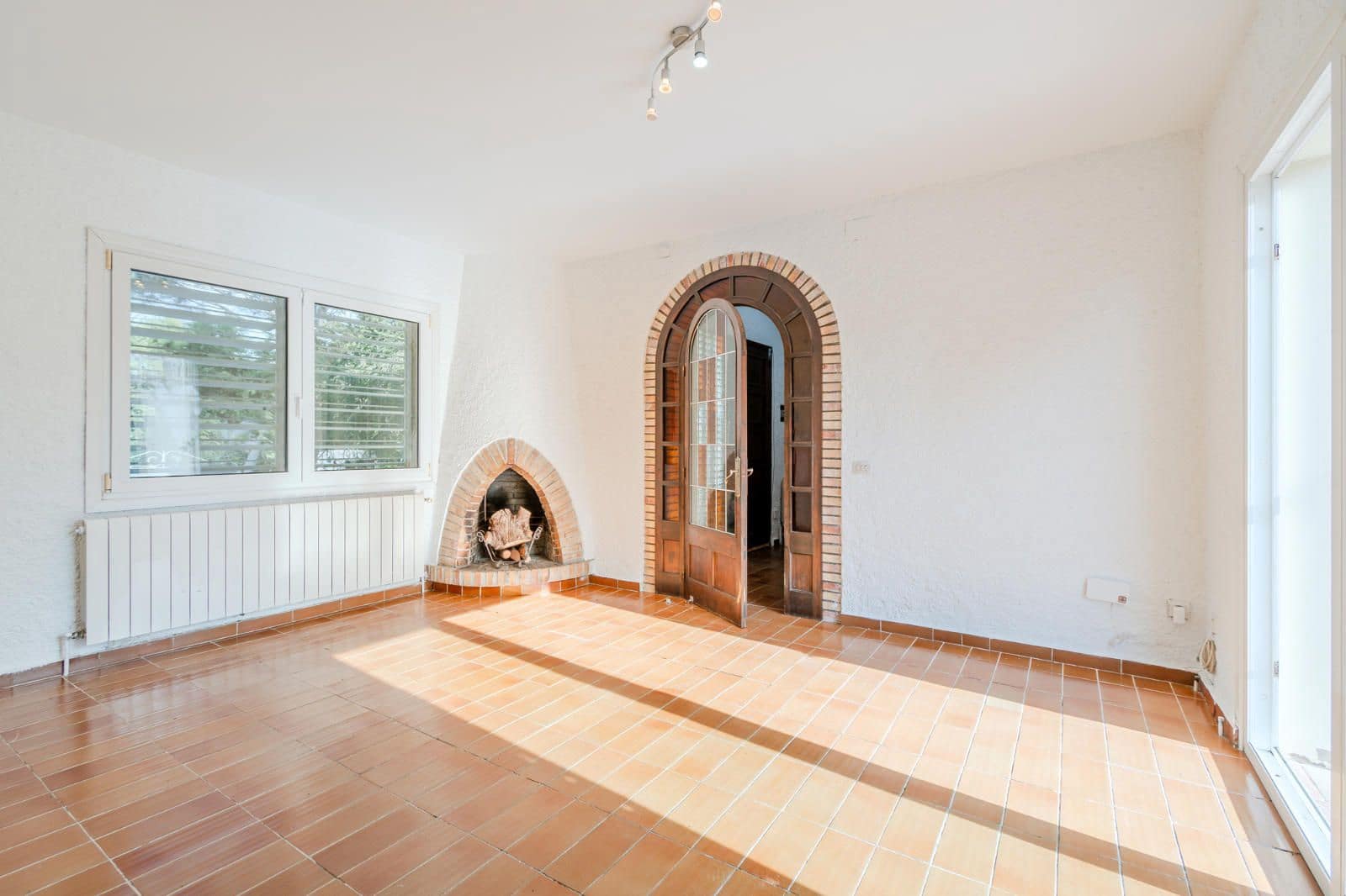 3 soveværelse Villa til salg i Vilobi d'Onyar med swimmingpool garage - € 345.000 (Ref: 8670793)