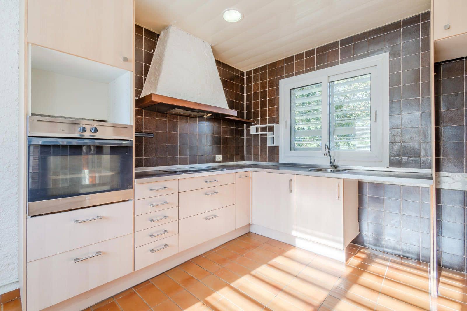 3 soveværelse Villa til salg i Vilobi d'Onyar med swimmingpool garage - € 345.000 (Ref: 8670793)