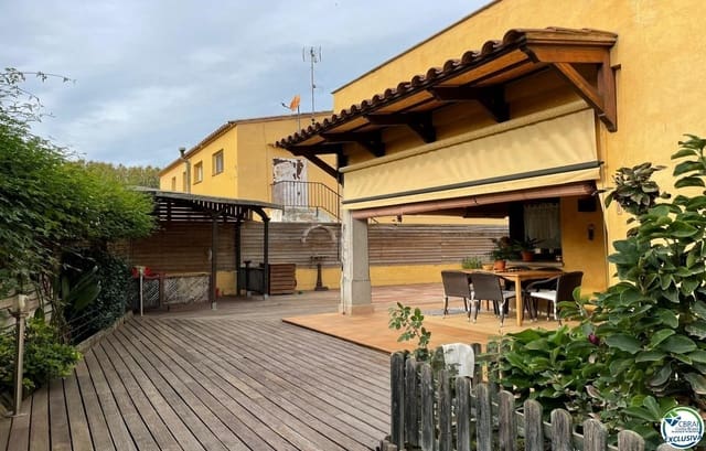 4 bedroom Villa for sale in La Bisbal d'Empordà with pool garage - € 550,000 (Ref: 8696918)