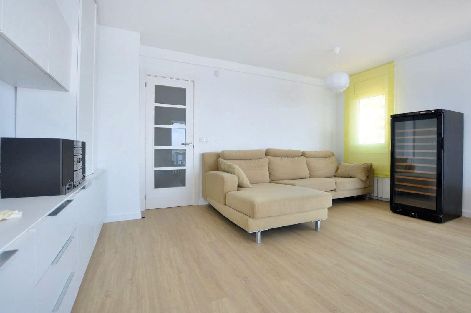 2 bedroom Flat for sale in Roses with garage - € 385,000 (Ref: 8705304)