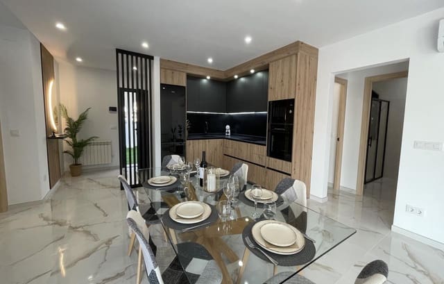 3 soverom Villa til salgs i El Mas Fumats, Roses med svømmebasseng garasje - € 679 000 (Ref: 8742004)