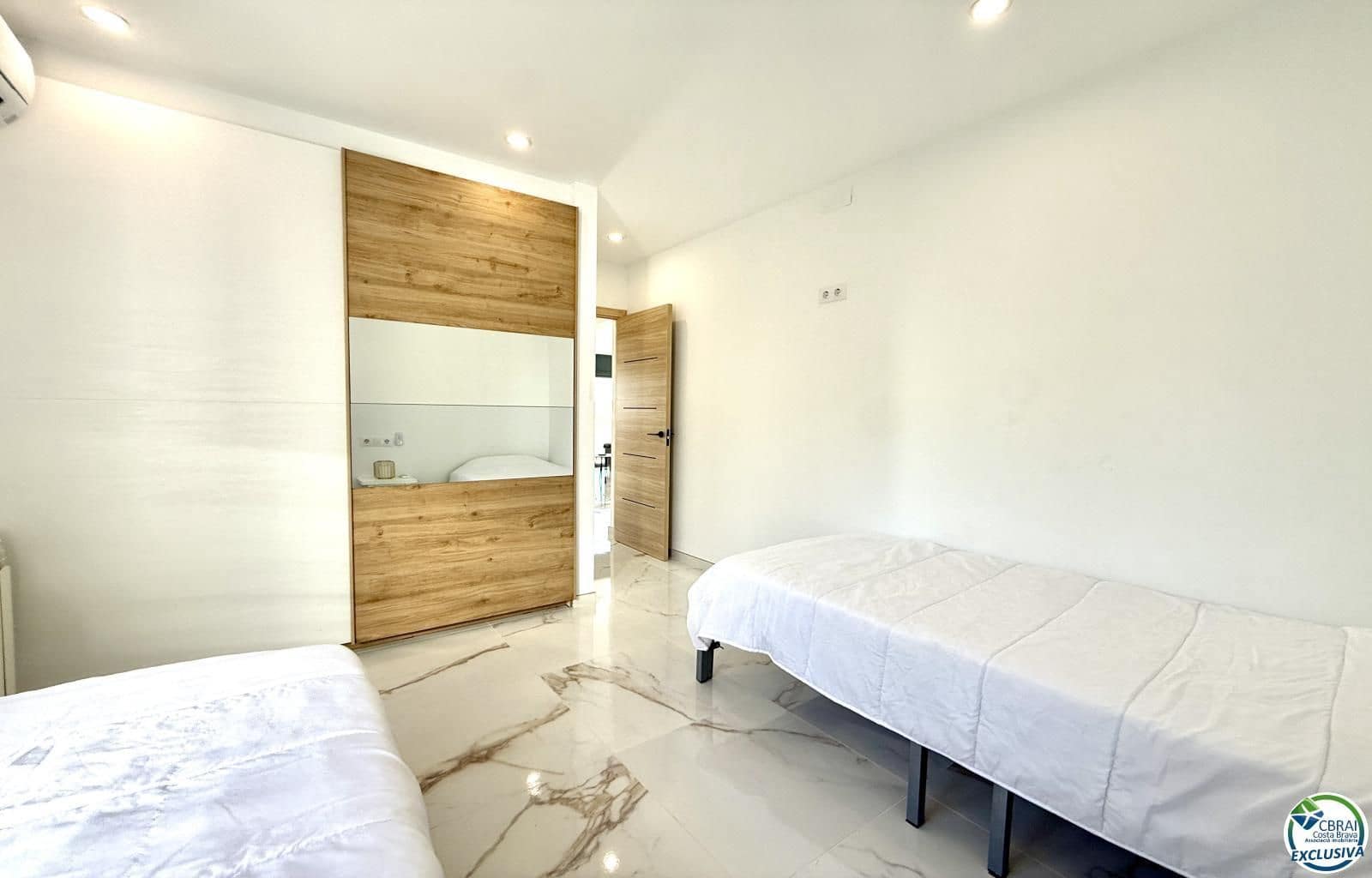 3 quarto Moradia para venda em El Mas Fumats com piscina garagem - 669 000 € (Ref: 8742004)