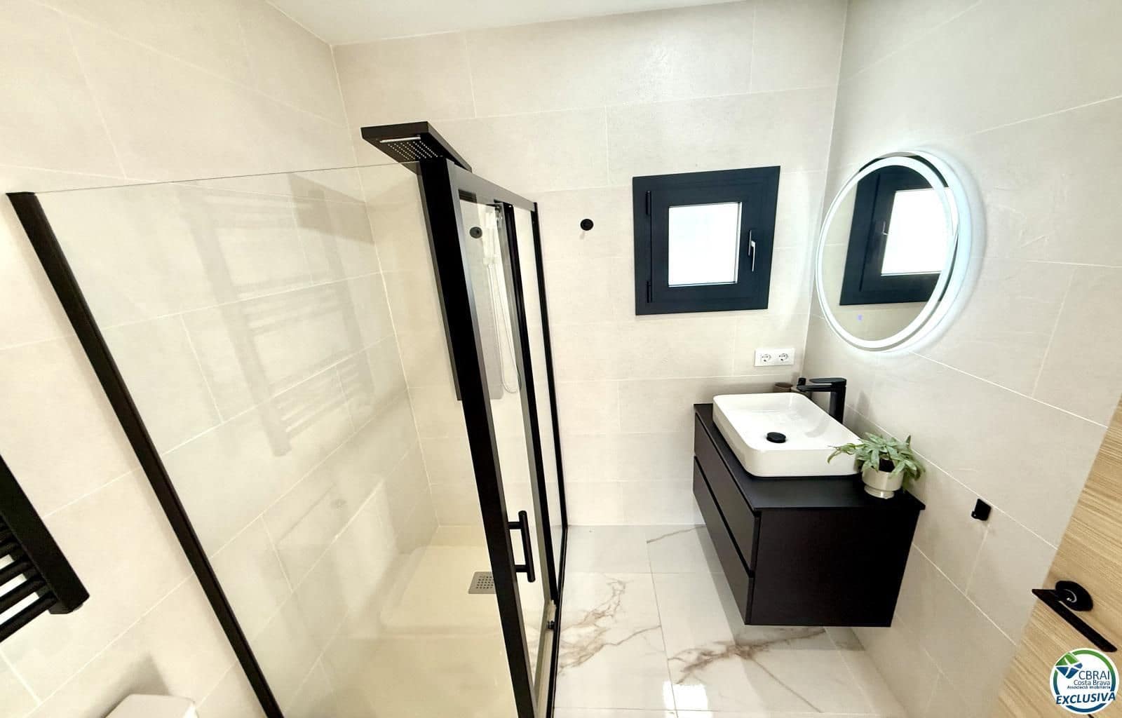 3 quarto Moradia para venda em El Mas Fumats com piscina garagem - 669 000 € (Ref: 8742004)