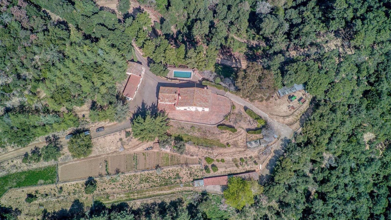 5 slaapkamer Villa te koop in Tordera met zwembad garage - € 1.200.000 (Ref: 8800313)