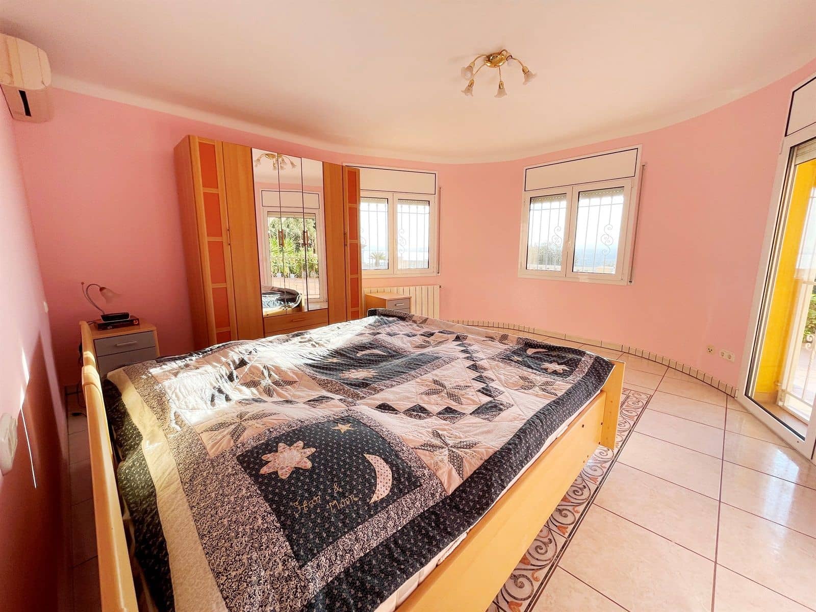 4 soverom Villa til salgs i El Mas Fumats med svømmebasseng garasje - € 780 000 (Ref: 8800314)