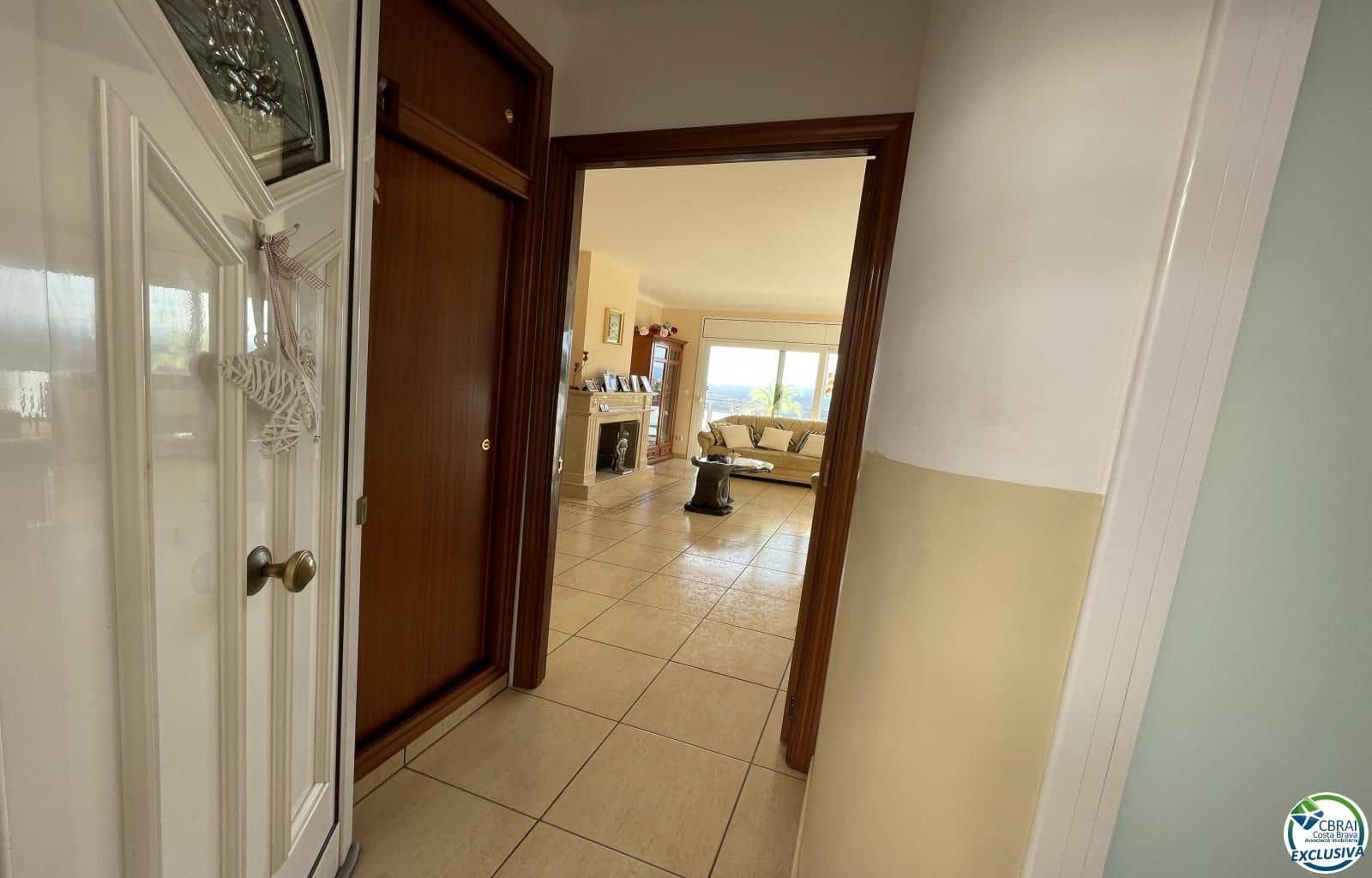 4 makuuhuone Huvila myytävänä paikassa El Mas Fumats mukana uima-altaan 
autotalli - 780 000 € (Ref: 8800314)