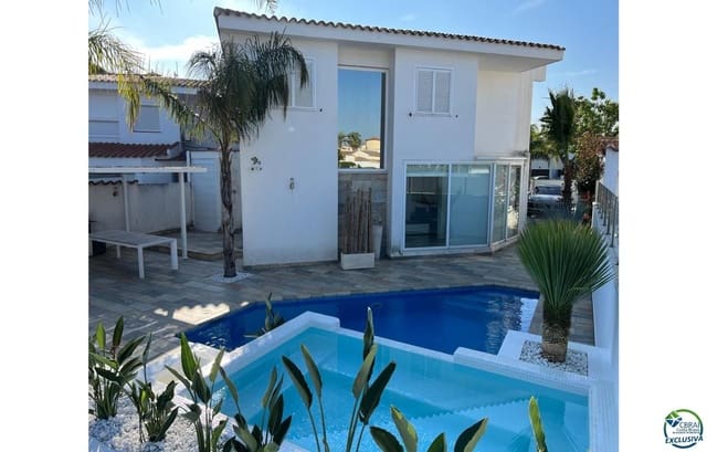 4 Zimmer Villa zu verkaufen in Empuriabrava, Castelló d'Empúries mit Pool Garage - 1.099.000 € (Ref: 8800322)