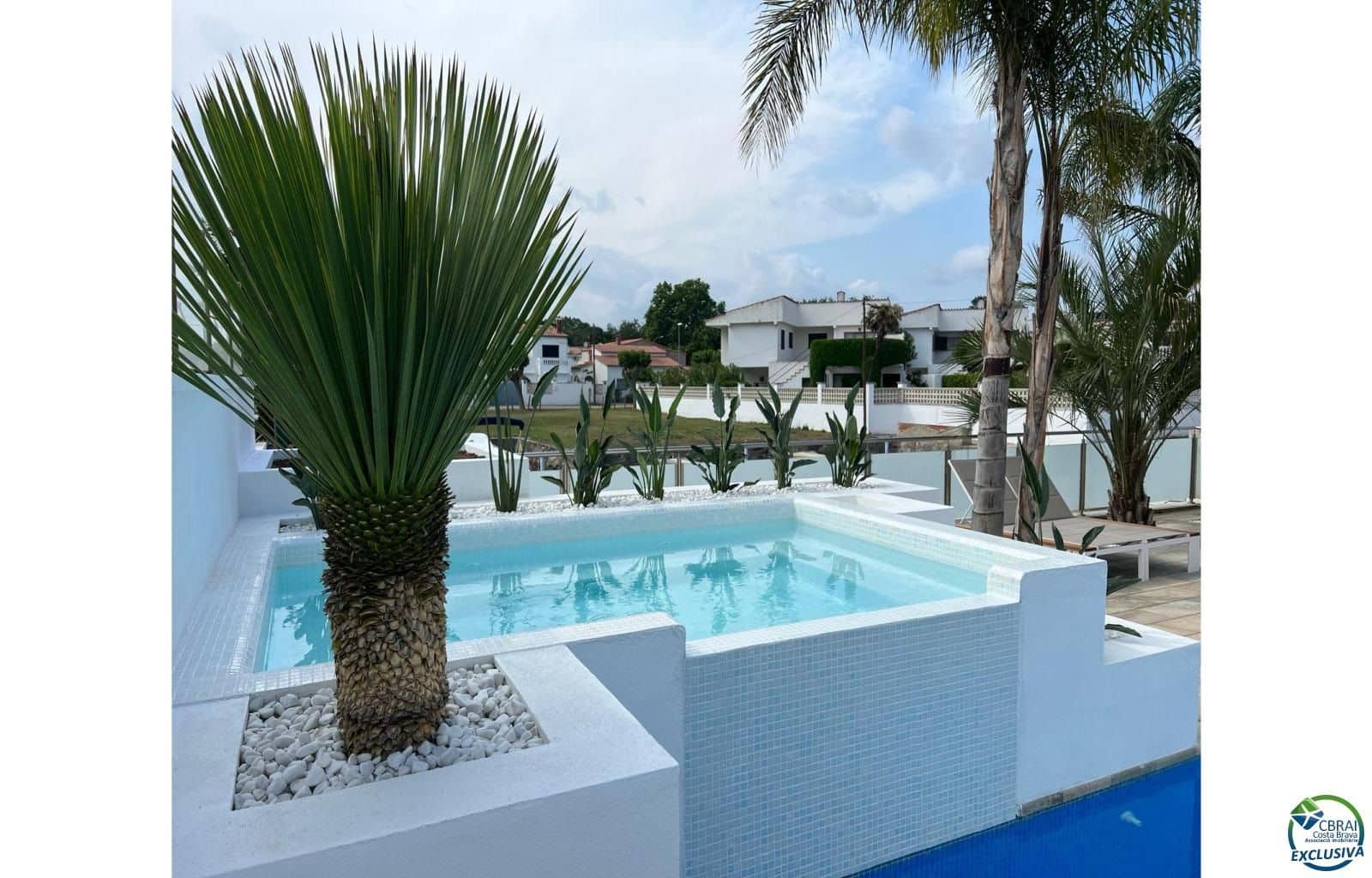 4 Zimmer Villa zu verkaufen in Empuriabrava mit Pool Garage - 1.099.000 € (Ref: 8800322)