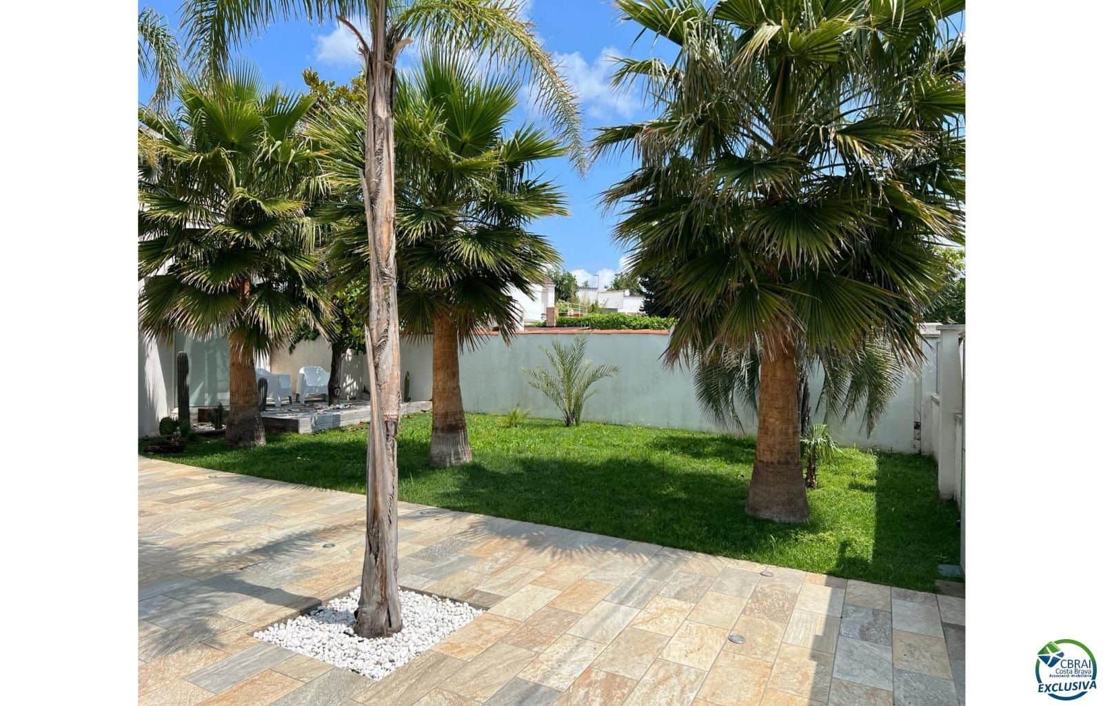 4 Zimmer Villa zu verkaufen in Empuriabrava mit Pool Garage - 1.099.000 € (Ref: 8800322)