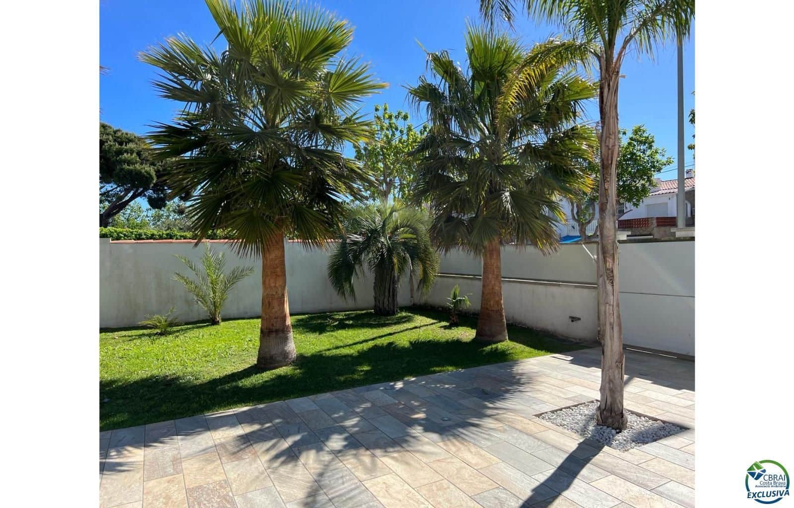 4 Zimmer Villa zu verkaufen in Empuriabrava mit Pool Garage - 1.099.000 € (Ref: 8800322)