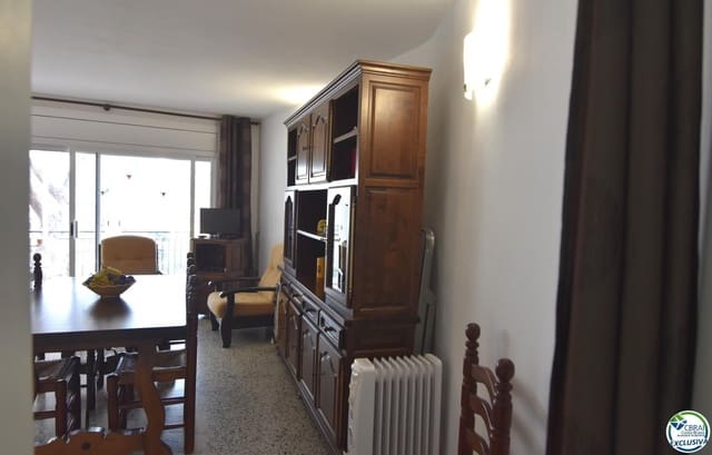 2 makuuhuone Asunto myytävänä paikassa Santa Margarida, Roses mukana 
autotalli - 189 000 € (Ref: 8800327)