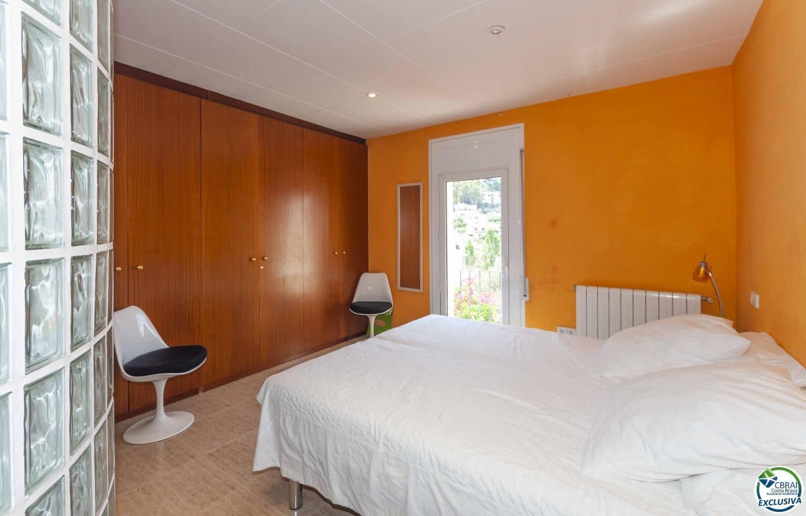 3 bedroom Flat for sale in Roses - € 319,000 (Ref: 8800338)