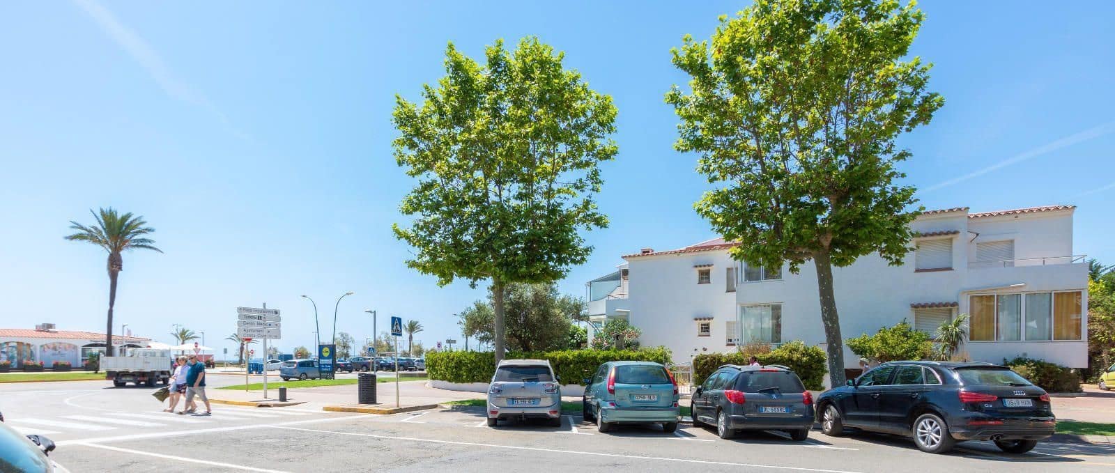 2 soveværelse Lejlighed til salg i Empuriabrava med garage - € 285.000 (Ref: 8816315)