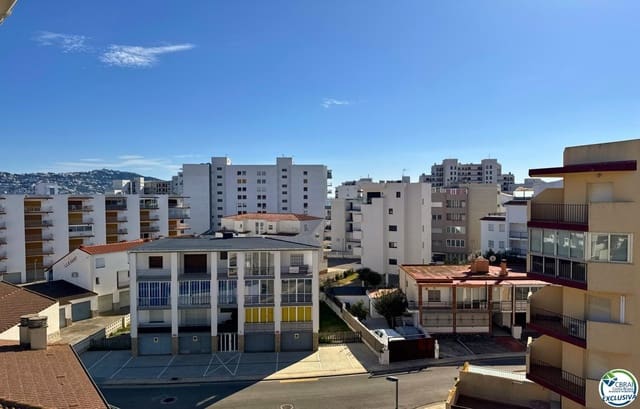 2 soveværelse Lejlighed til salg i Santa Margarida, Roses med garage - € 160.000 (Ref: 8818172)