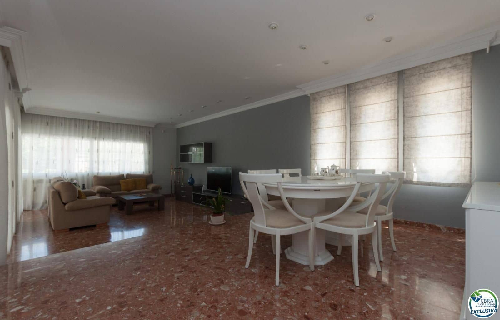 4 Zimmer Villa zu verkaufen in Roses mit Pool Garage - 598.000 € (Ref: 8885043)