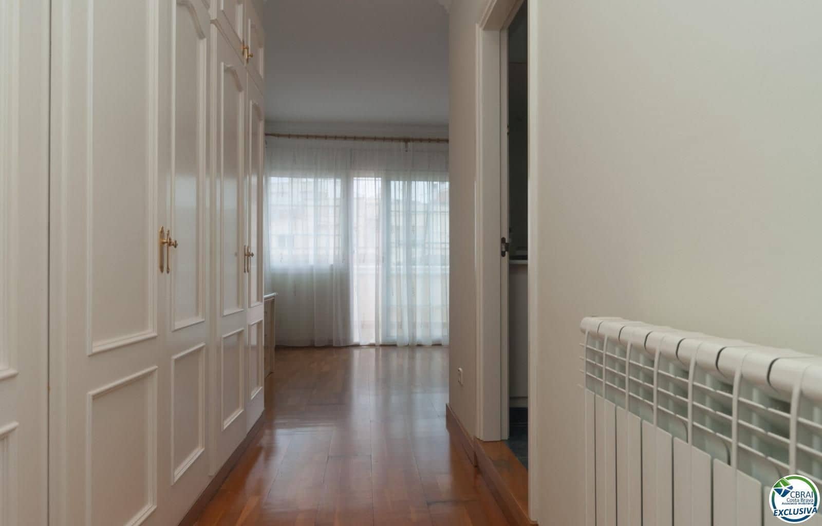 4 Zimmer Villa zu verkaufen in Roses mit Pool Garage - 598.000 € (Ref: 8885043)