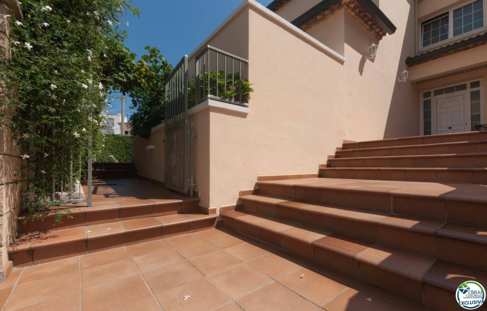 4 Zimmer Villa zu verkaufen in Roses mit Pool Garage - 598.000 € (Ref: 8885043)