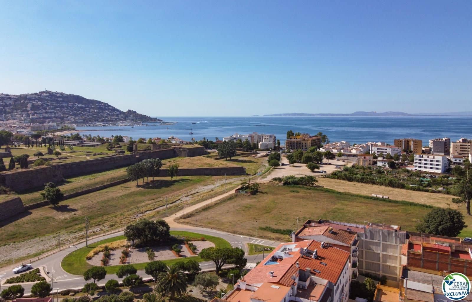 4 Zimmer Villa zu verkaufen in Roses mit Pool Garage - 598.000 € (Ref: 8885043)