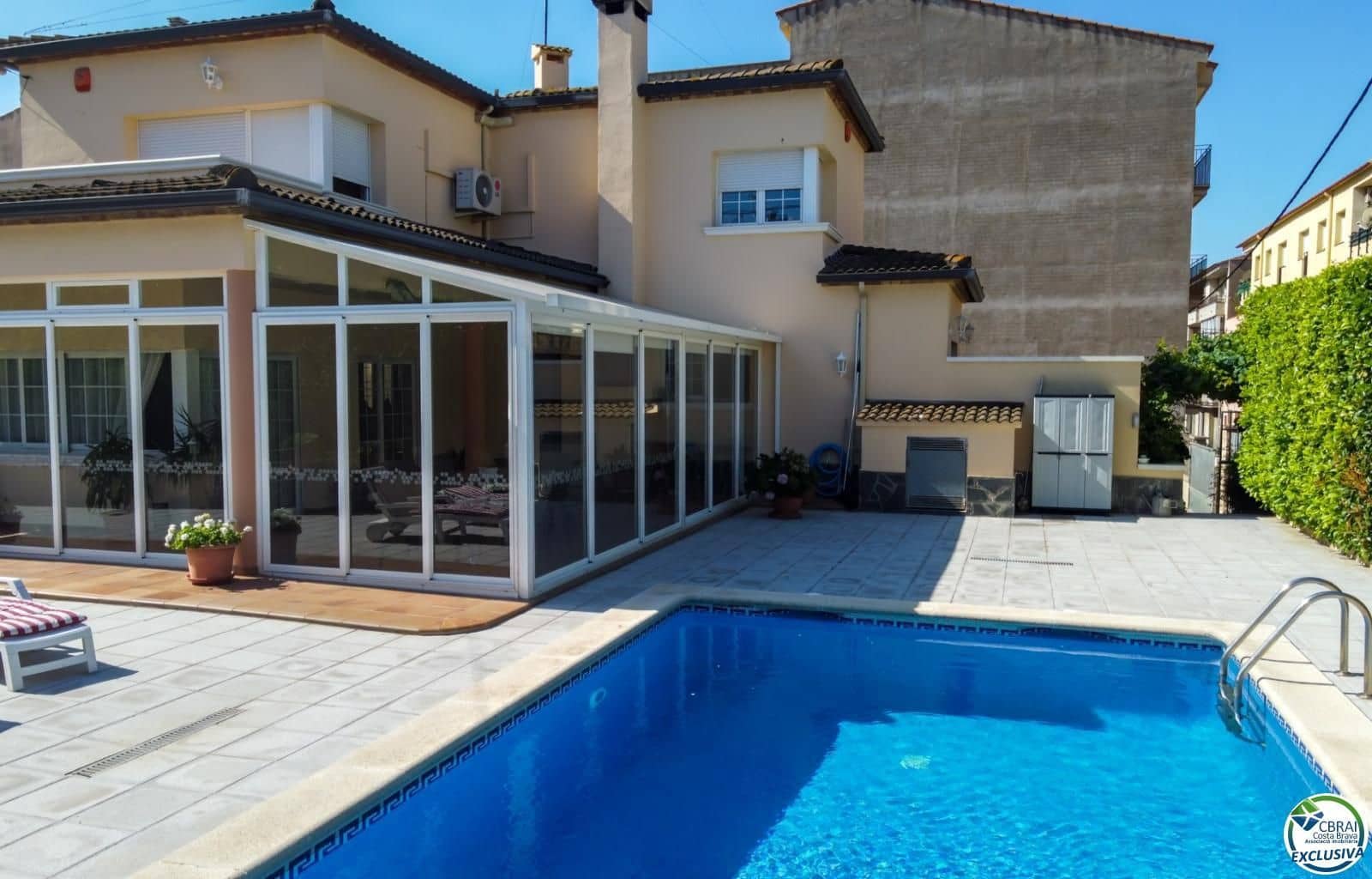 4 Zimmer Villa zu verkaufen in Roses mit Pool Garage - 598.000 € (Ref: 8885043)
