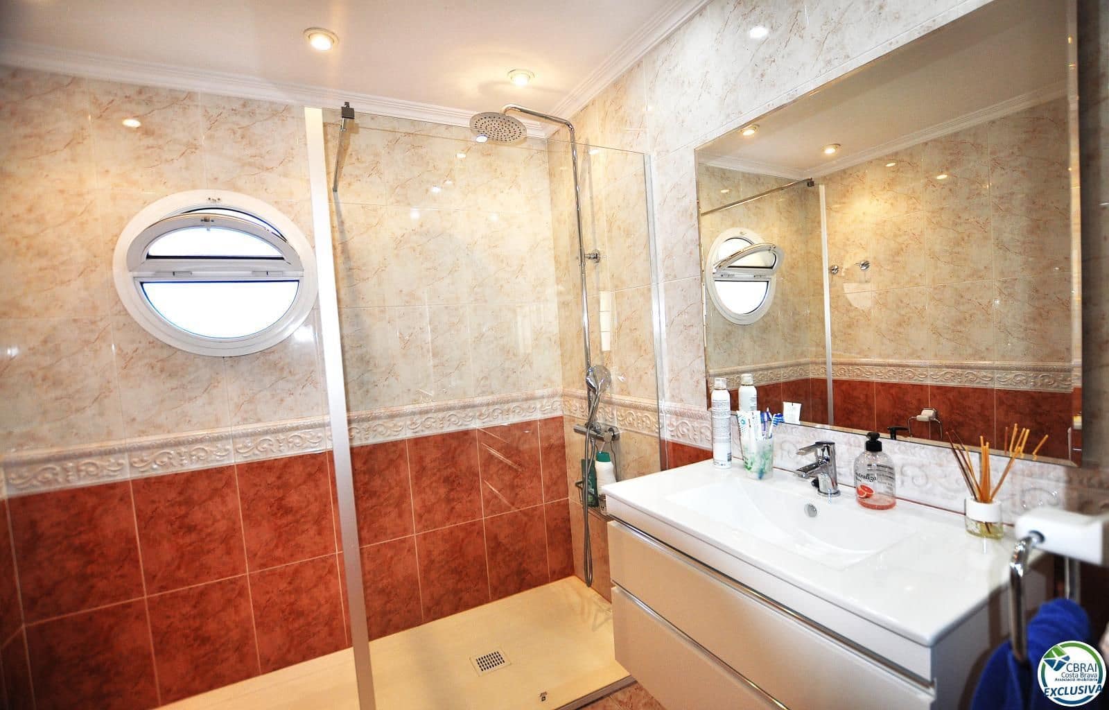 4 Zimmer Villa zu verkaufen in Roses mit Pool Garage - 598.000 € (Ref: 8885043)