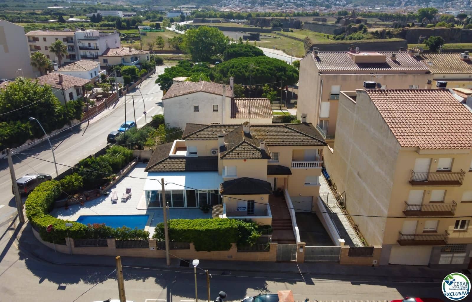 4 Zimmer Villa zu verkaufen in Roses mit Pool Garage - 598.000 € (Ref: 8885043)