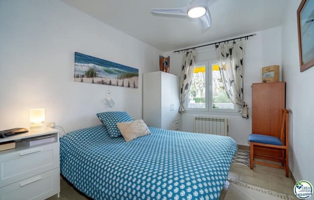 1 sypialnia Mieszkanie na sprzedaż w Empuriabrava, Castelló d'Empúries z basenem garażem - 159 000 € (Ref: 8907914)