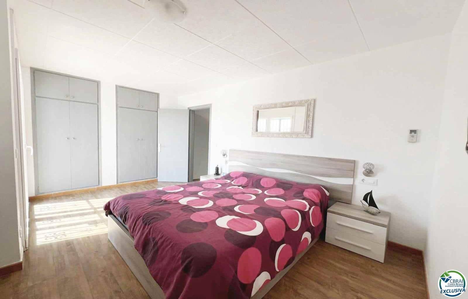 3 sypialnia Willa na sprzedaż w Empuriabrava z garażem - 599 900 € (Ref: 8950953)