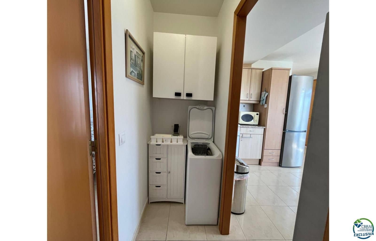 2 slaapkamer Flat te koop in Empuriabrava met garage - € 219.000 (Ref: 8964359)