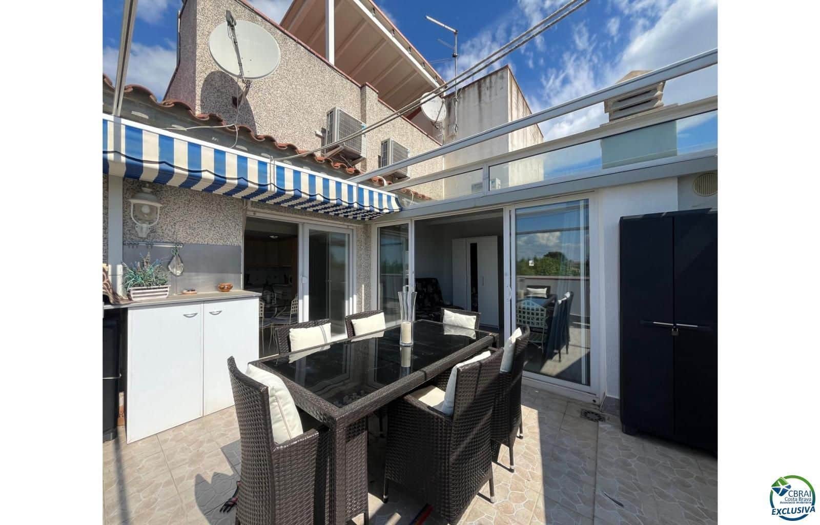 2 slaapkamer Flat te koop in Empuriabrava met garage - € 219.000 (Ref: 8964359)