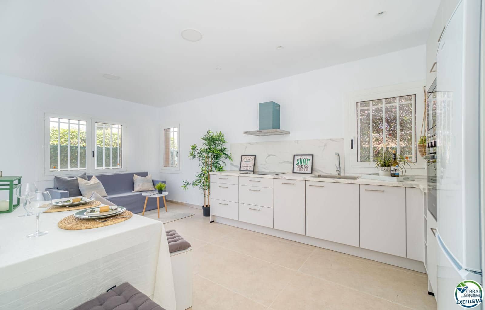 2 sypialnia Mieszkanie na sprzedaż w Roses - 279 000 € (Ref: 8981247)