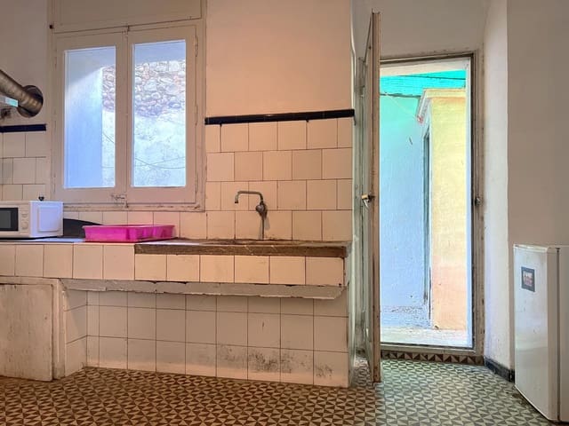 4 soveværelse Byhus til salg i L'Armentera med garage - € 270.000 (Ref: 8990146)