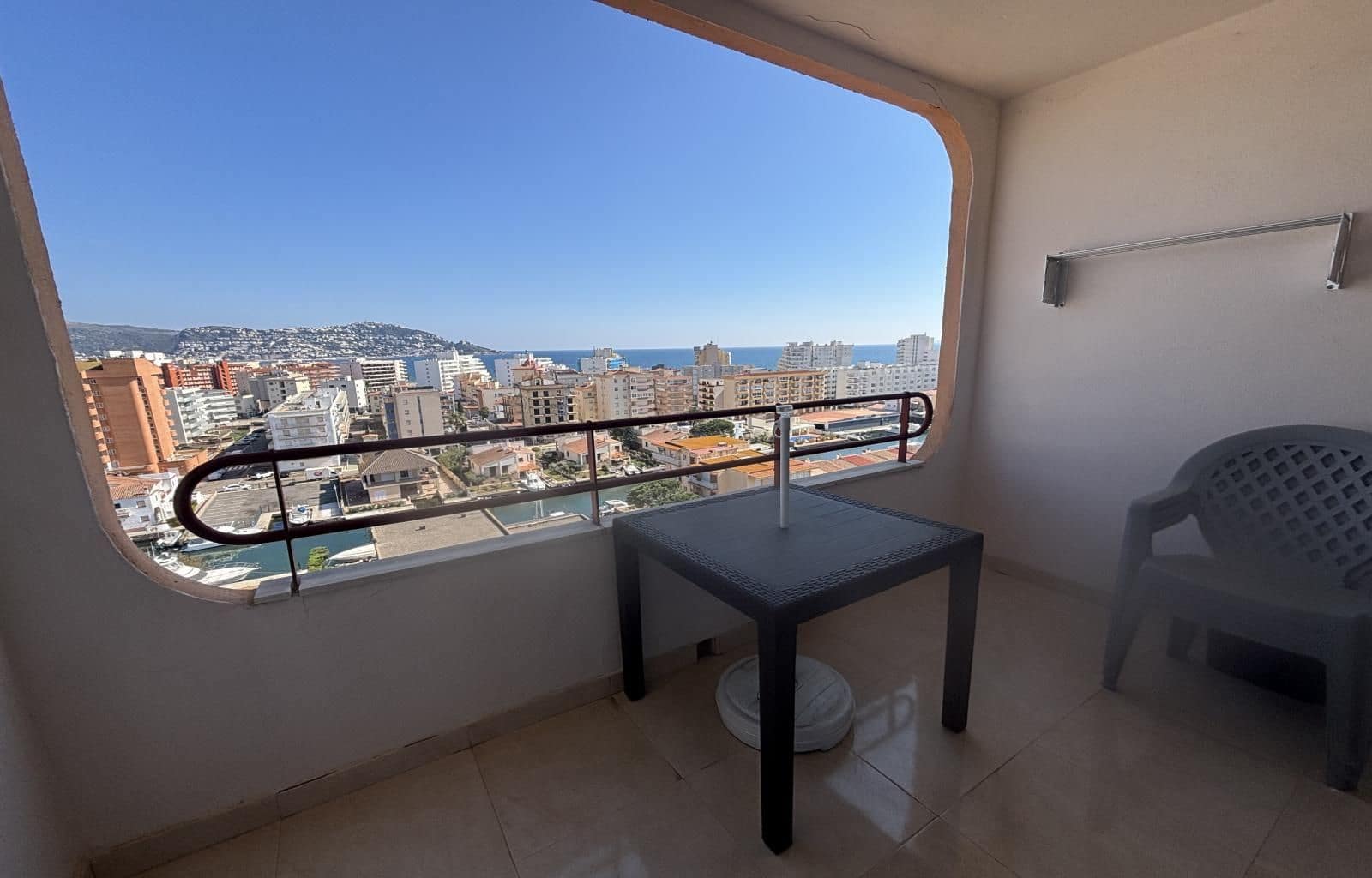 Flat for sale in Santa Margarida with pool - € 129,000 (Ref: 9002347)