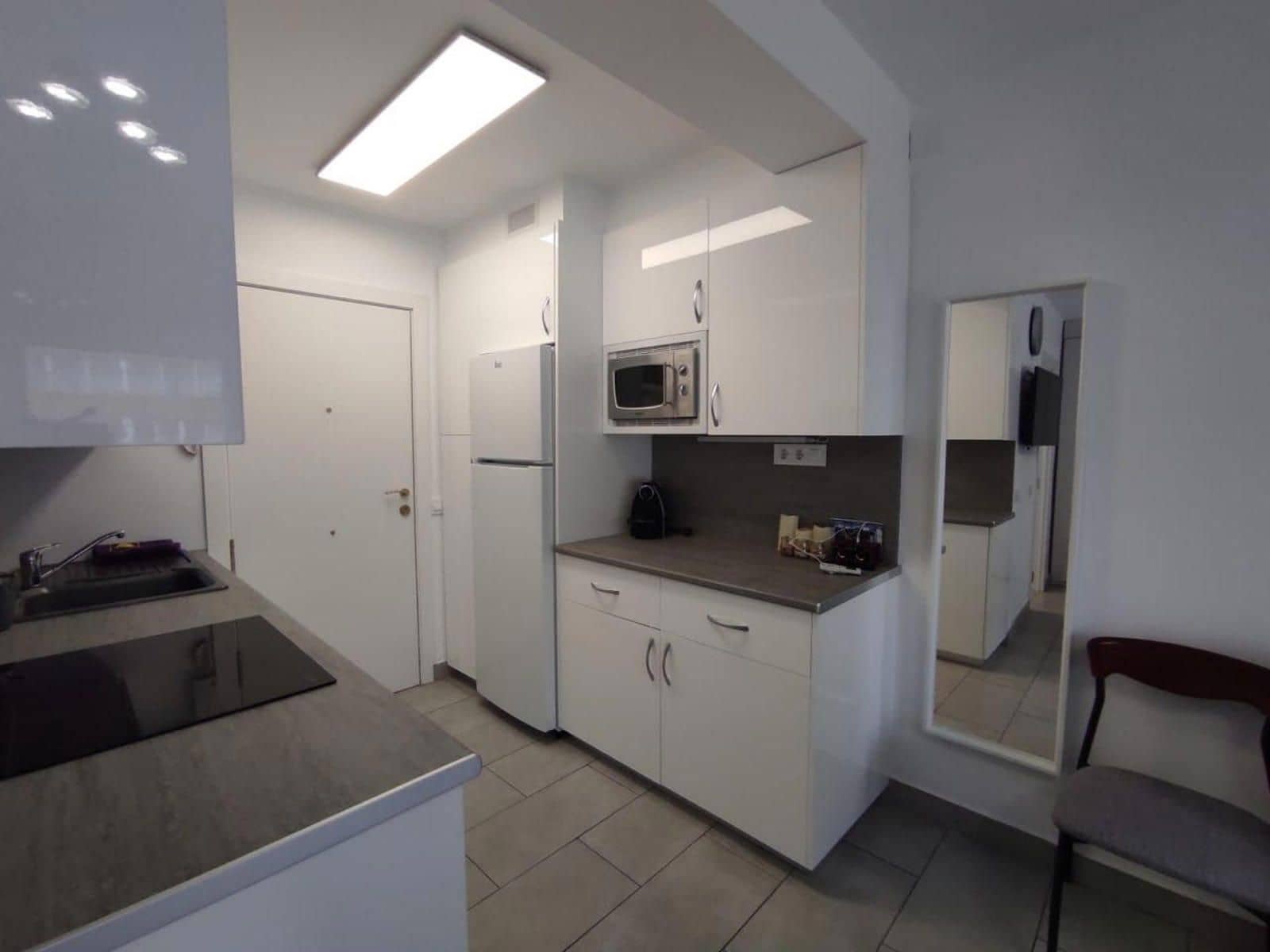 Flat te koop in Roses met zwembad - € 170.000 (Ref: 9019625)