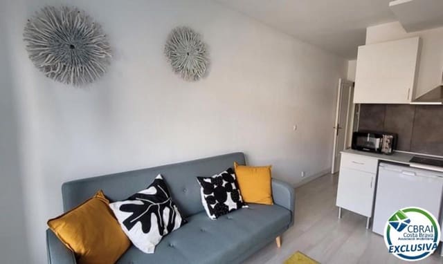 1 soverom Leilighet til salgs i Roses - € 105 000 (Ref: 9058160)