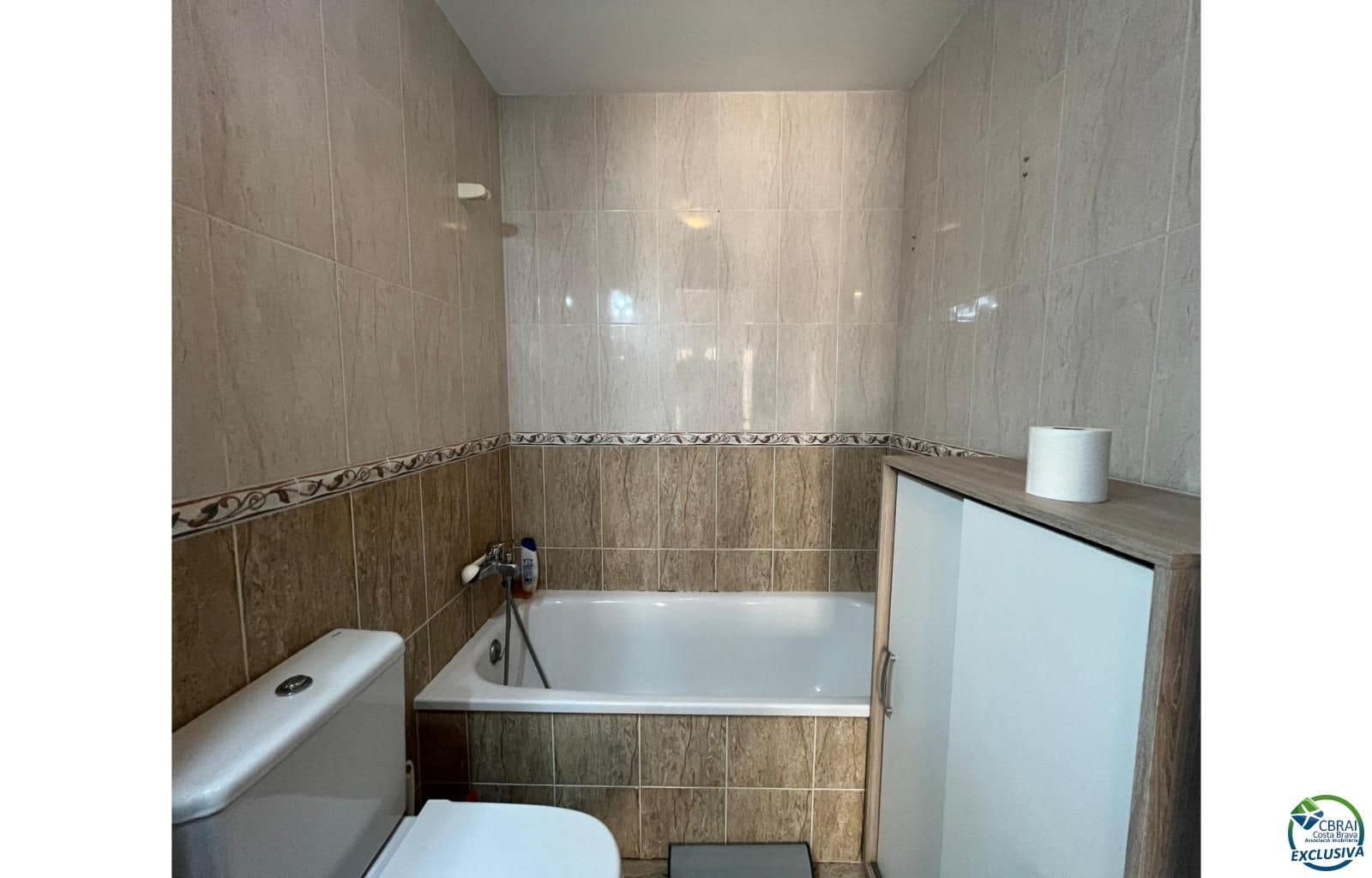 2 bedroom Flat for sale in Empuriabrava with garage - € 349,000 (Ref: 9072014)