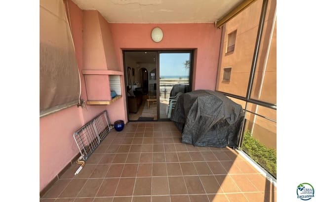 Piso de 2 habitaciones en Empuriabrava, Castelló d'Empúries en venta con garaje - 349.000 € (Ref: 9072014)