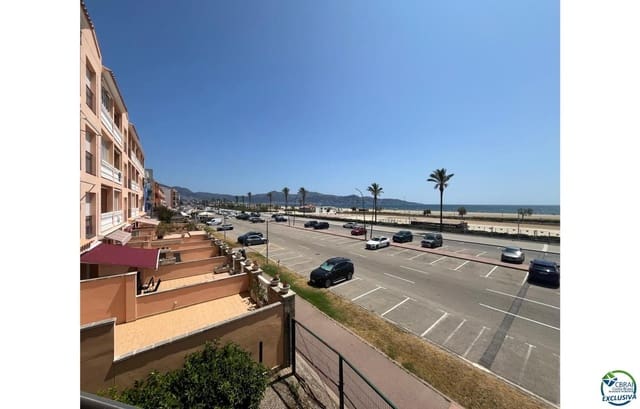 Piso de 2 habitaciones en Empuriabrava, Castelló d'Empúries en venta con garaje - 349.000 € (Ref: 9072014)