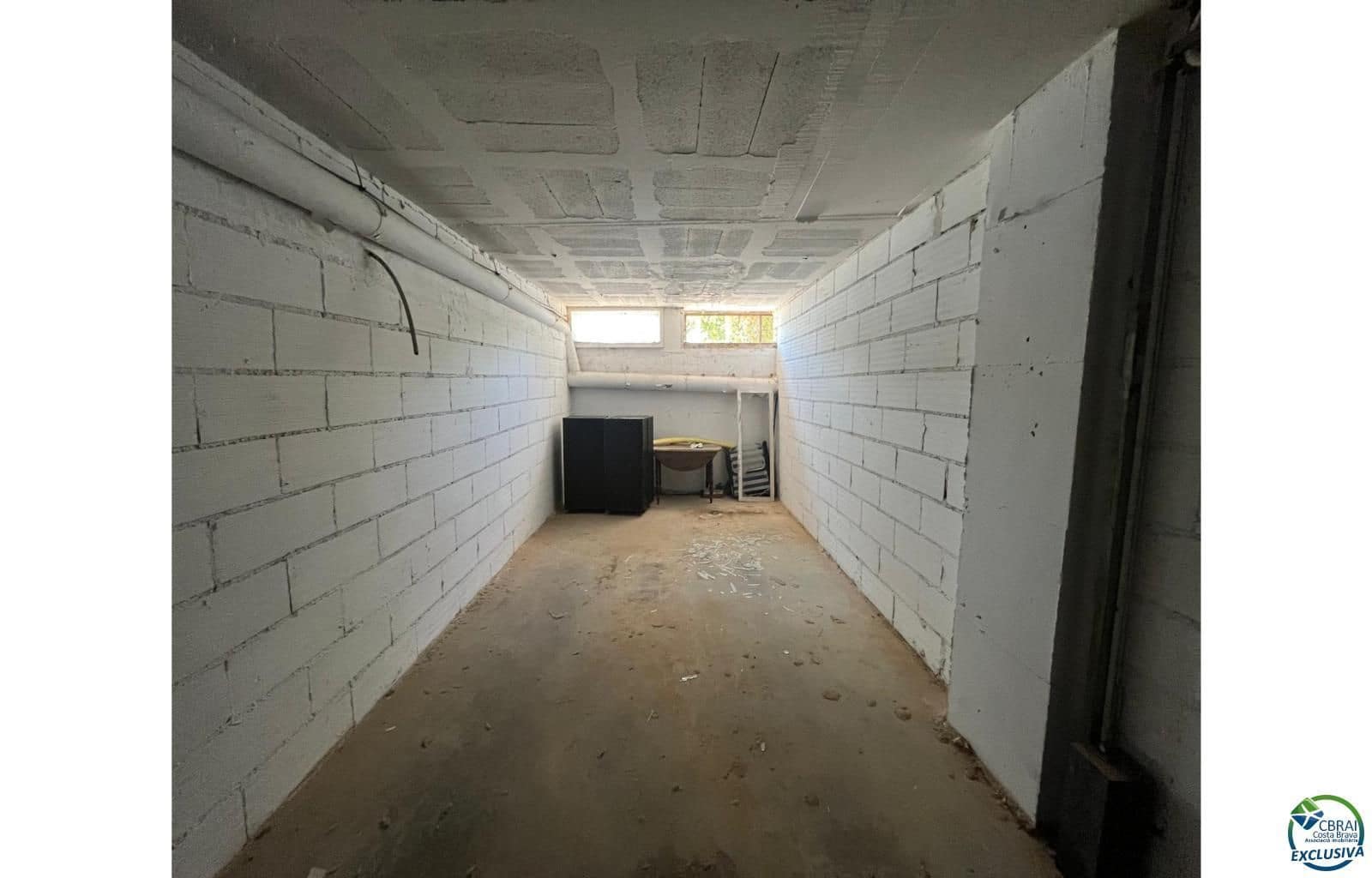 2 bedroom Flat for sale in Empuriabrava with garage - € 349,000 (Ref: 9072014)