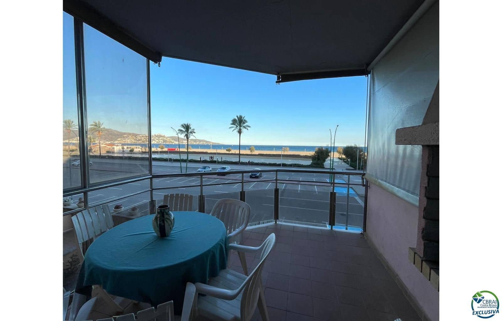 2 bedroom Flat for sale in Empuriabrava with garage - € 299,000 (Ref: 9072014)