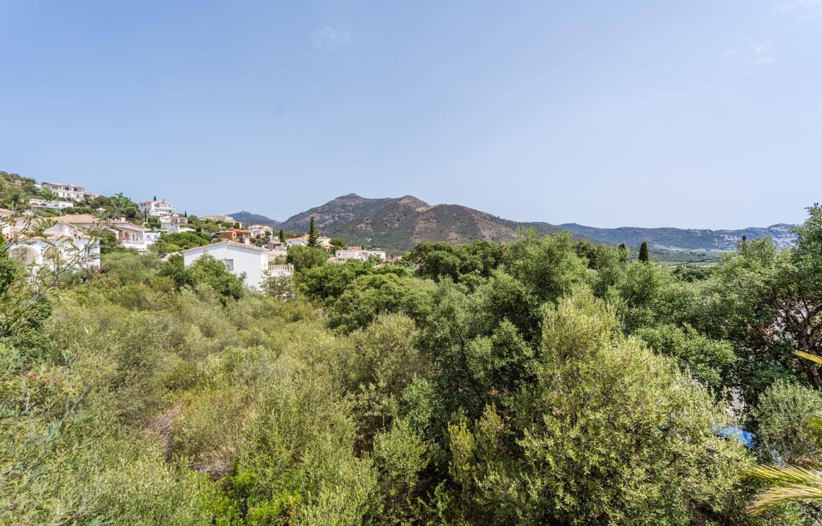 5 soverom Villa til salgs i El Mas Fumats med svømmebasseng garasje - € 749 000 (Ref: 9085920)