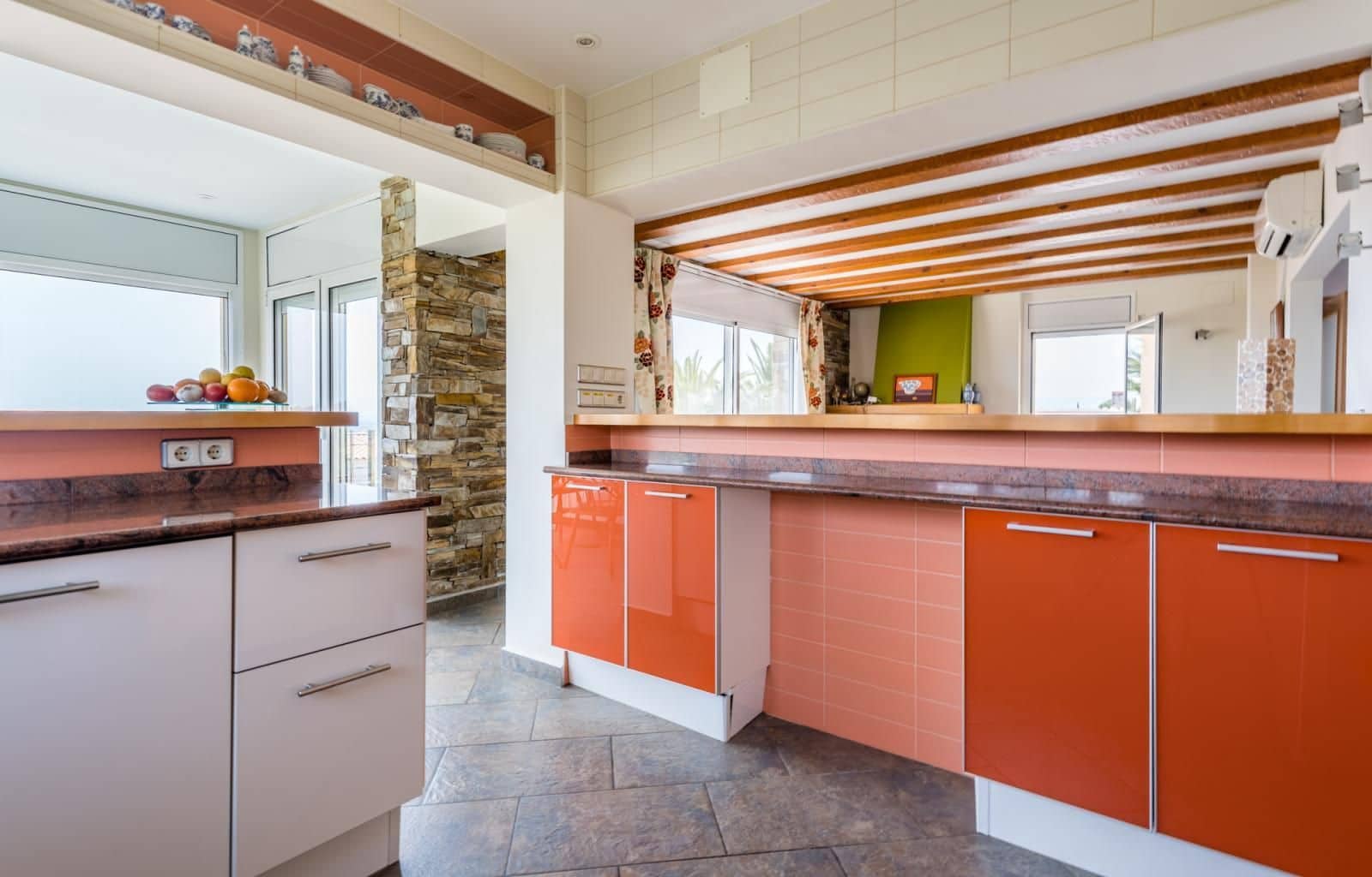 5 soverom Villa til salgs i El Mas Fumats med svømmebasseng garasje - € 749 000 (Ref: 9085920)