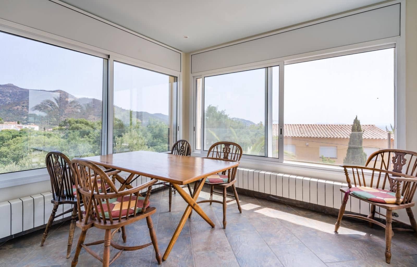 5 soverom Villa til salgs i El Mas Fumats med svømmebasseng garasje - € 749 000 (Ref: 9085920)