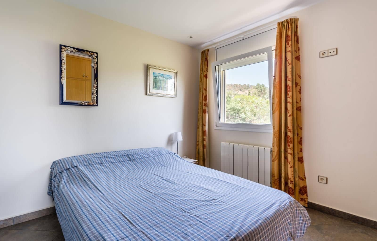 5 soverom Villa til salgs i El Mas Fumats med svømmebasseng garasje - € 749 000 (Ref: 9085920)