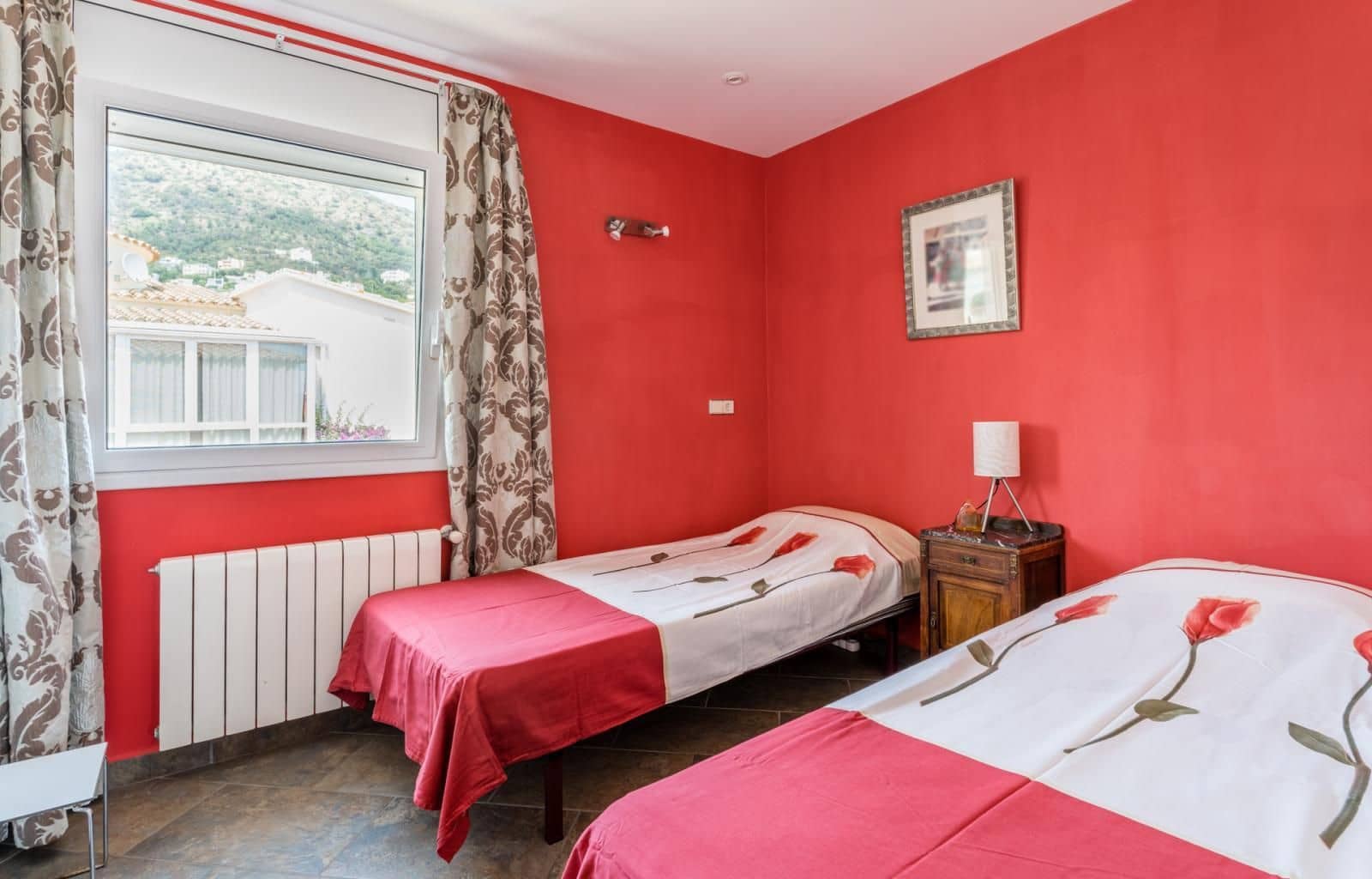 5 soverom Villa til salgs i El Mas Fumats med svømmebasseng garasje - € 749 000 (Ref: 9085920)