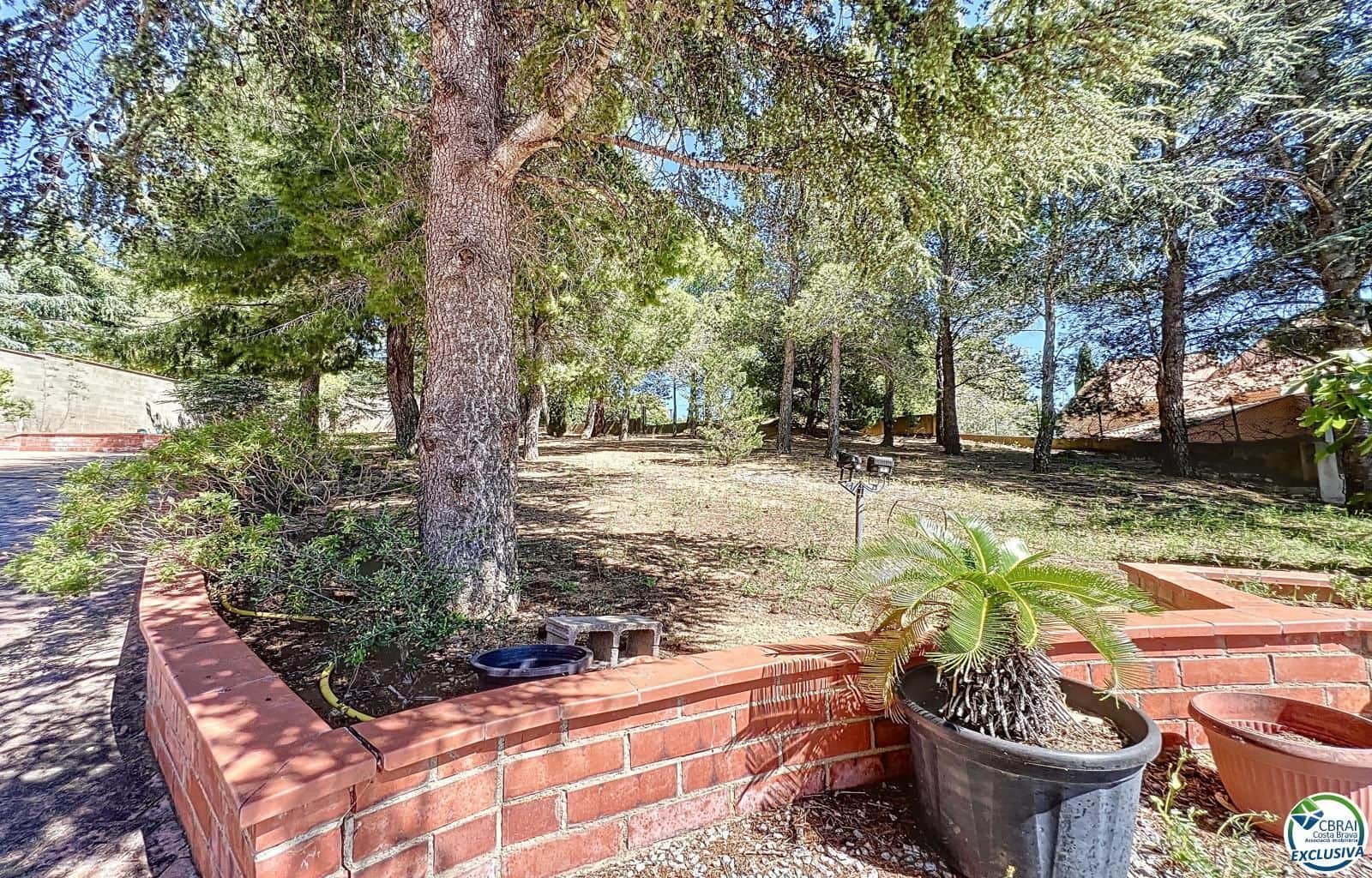 5 bedroom Villa for sale in Pau with pool garage - € 899,000 (Ref: 9103399)