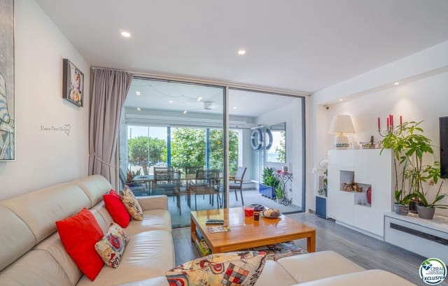 2 soverom Leilighet til salgs i Roses med garasje - € 600 000 (Ref: 9103400)