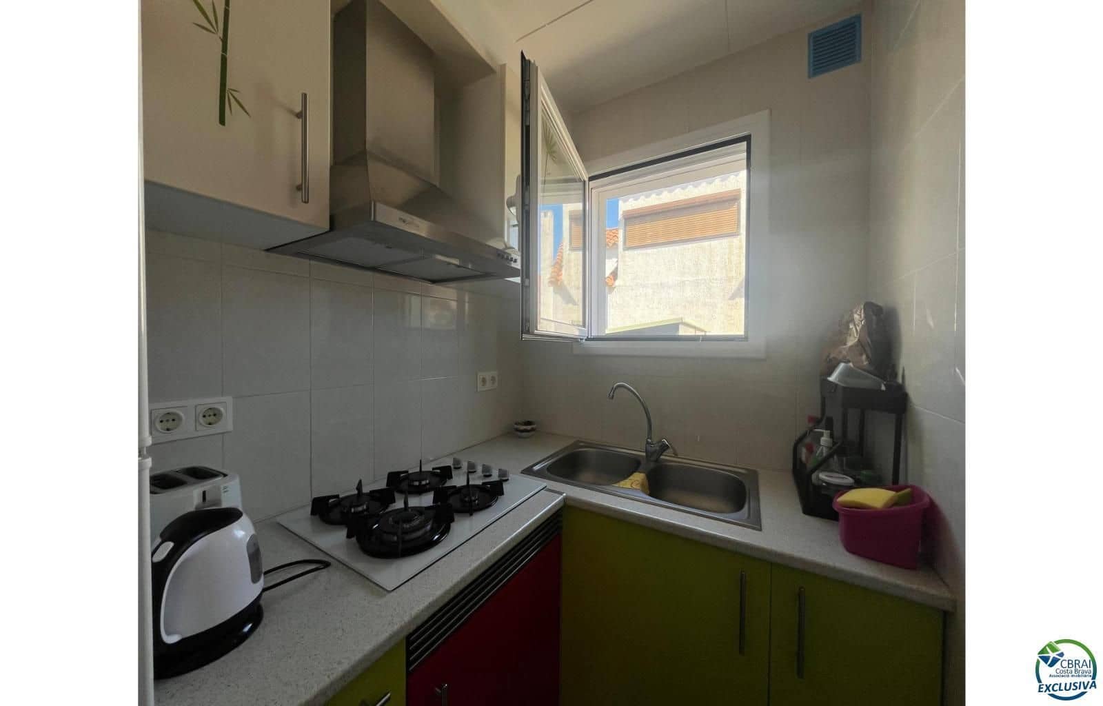 3 Zimmer Villa zu verkaufen in Roses mit Garage - 340.000 € (Ref: 9110820)