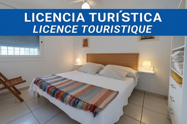 4 chambre Villa/Maison à vendre à Empuriabrava, Castelló d'Empúries avec piscine garage - 595 000 € (Ref: 9113193)